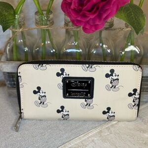 Disney x Loungefly Mickey Mouse Sketch Zip-Around Vegan‎ Cream Leather Wallet